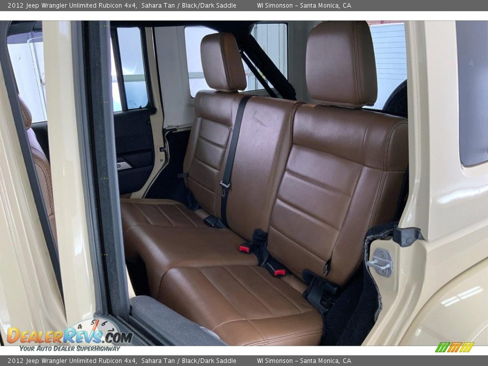 2012 Jeep Wrangler Unlimited Rubicon 4x4 Sahara Tan / Black/Dark Saddle Photo #20