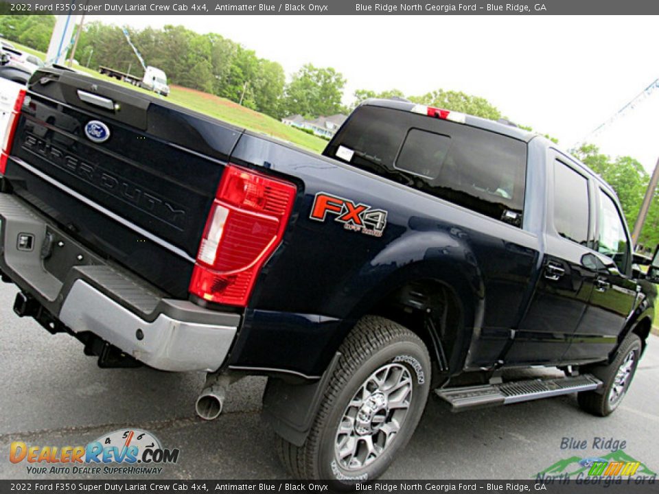 2022 Ford F350 Super Duty Lariat Crew Cab 4x4 Antimatter Blue / Black Onyx Photo #28