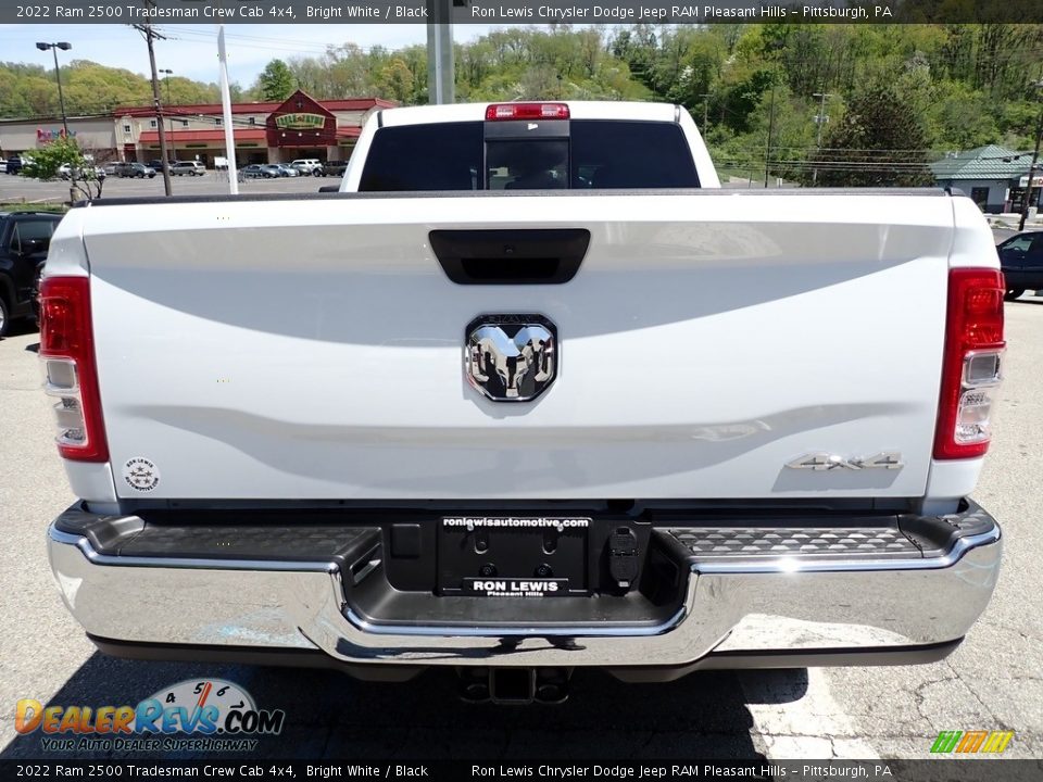 2022 Ram 2500 Tradesman Crew Cab 4x4 Bright White / Black Photo #4