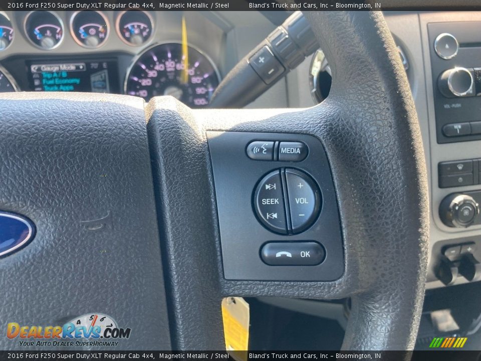 2016 Ford F250 Super Duty XLT Regular Cab 4x4 Steering Wheel Photo #17