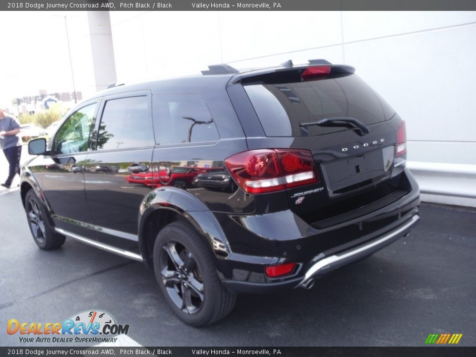 2018 Dodge Journey Crossroad AWD Pitch Black / Black Photo #10