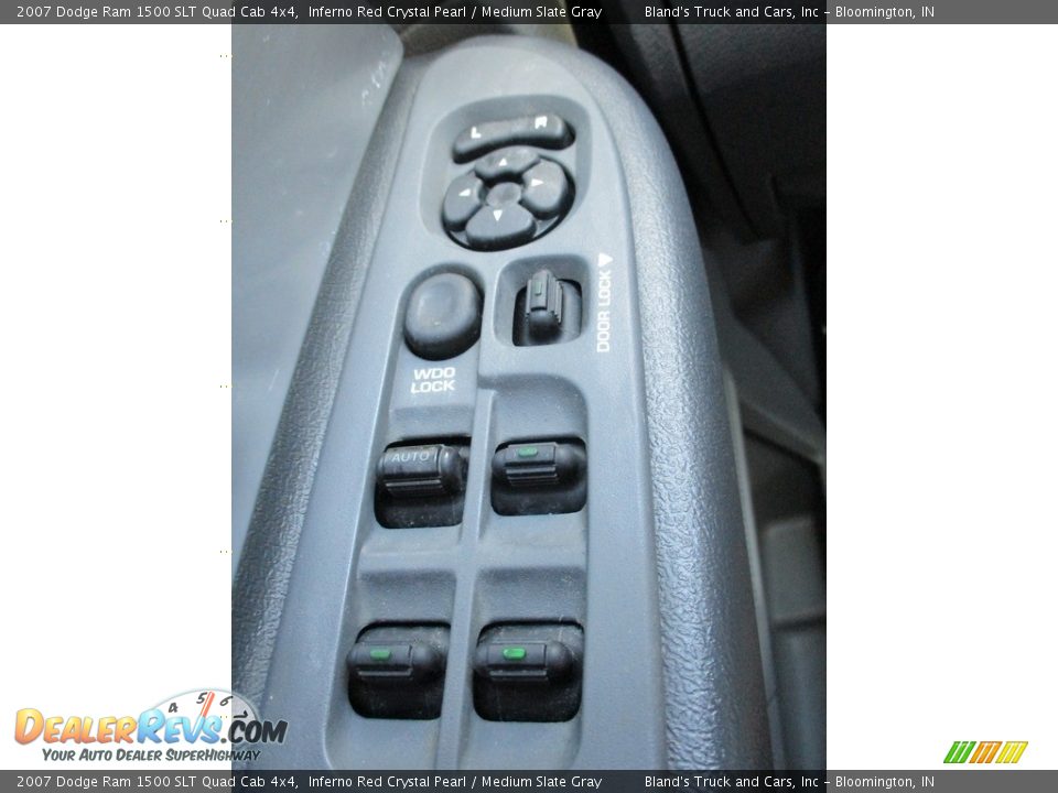 2007 Dodge Ram 1500 SLT Quad Cab 4x4 Inferno Red Crystal Pearl / Medium Slate Gray Photo #11