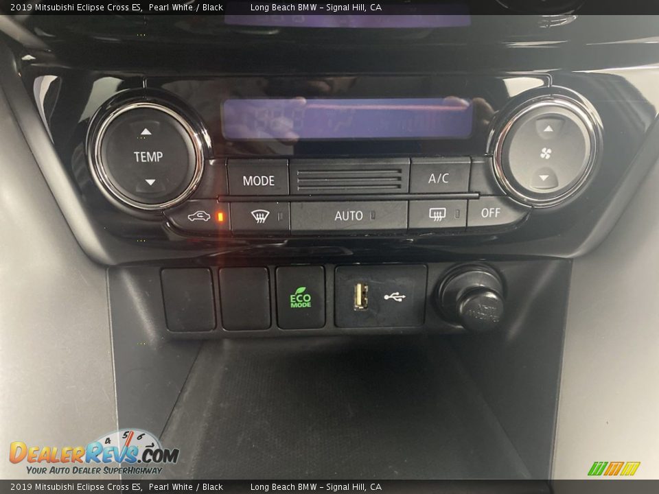 2019 Mitsubishi Eclipse Cross ES Pearl White / Black Photo #26