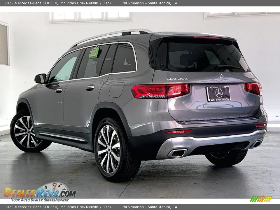 2022 Mercedes-Benz GLB 250 Mountain Gray Metallic / Black Photo #2