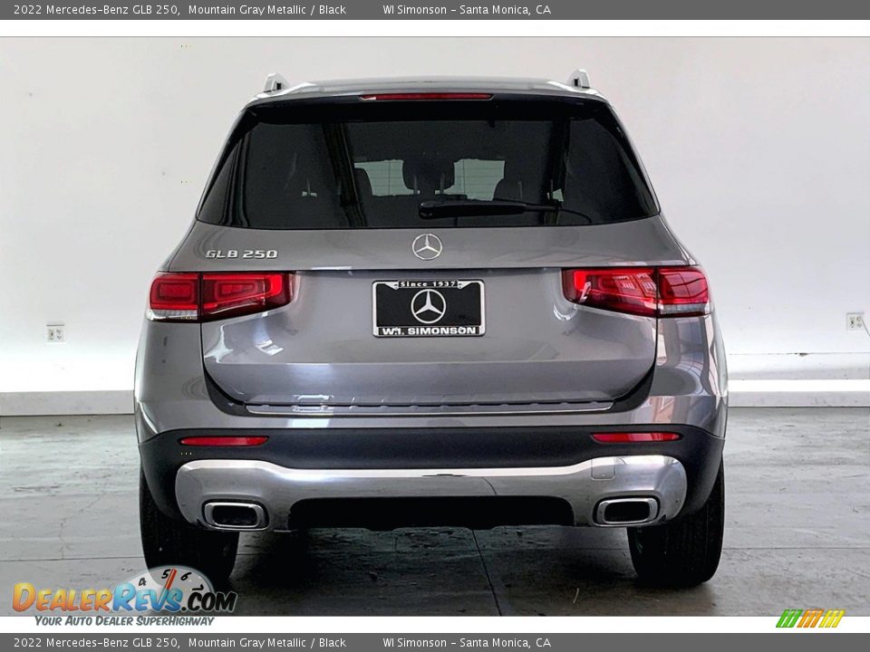 2022 Mercedes-Benz GLB 250 Mountain Gray Metallic / Black Photo #3