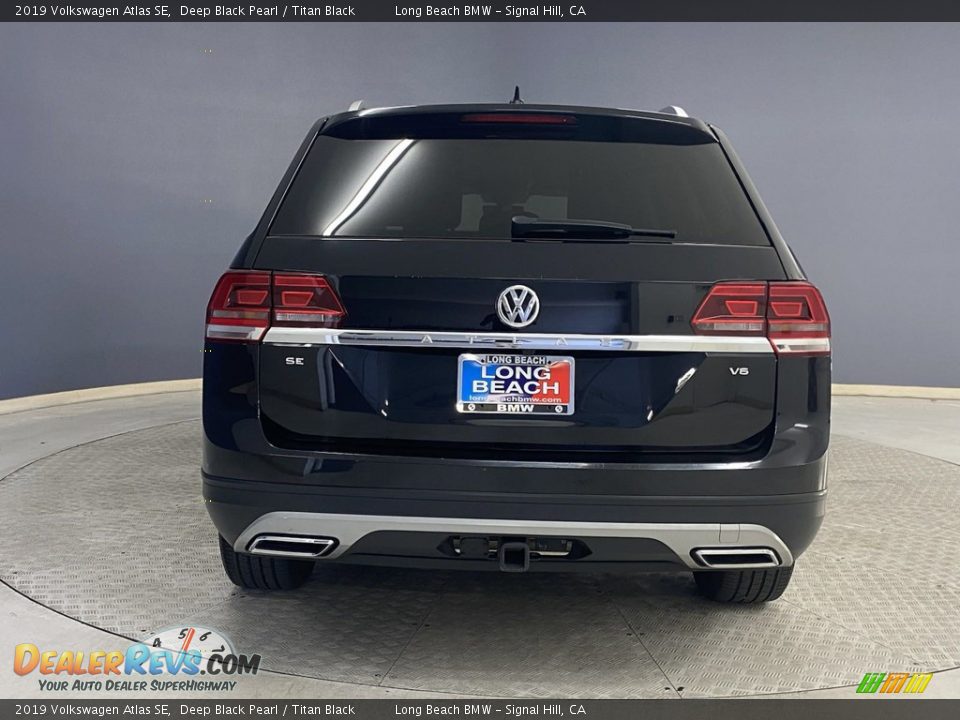 2019 Volkswagen Atlas SE Deep Black Pearl / Titan Black Photo #3