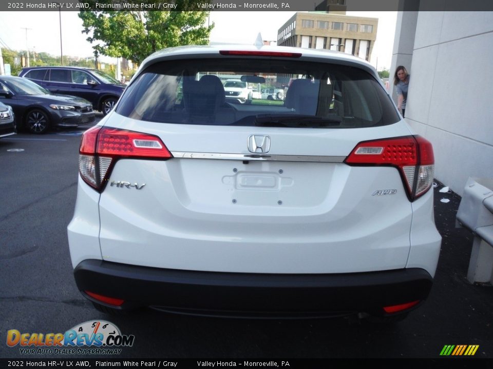 2022 Honda HR-V LX AWD Platinum White Pearl / Gray Photo #7