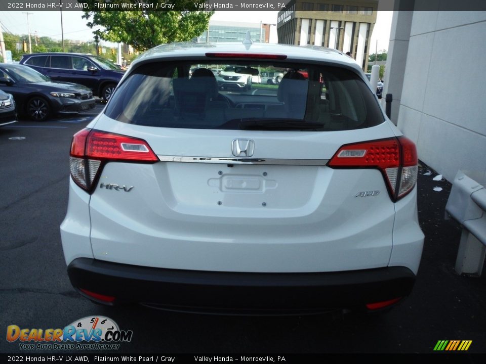 2022 Honda HR-V LX AWD Platinum White Pearl / Gray Photo #8