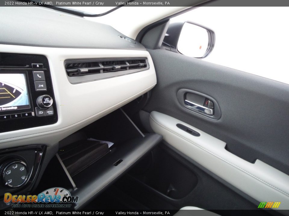2022 Honda HR-V LX AWD Platinum White Pearl / Gray Photo #23