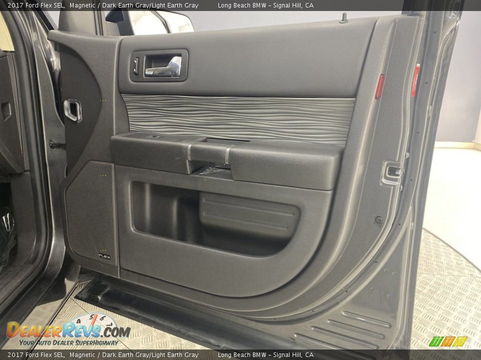 Door Panel of 2017 Ford Flex SEL Photo #30