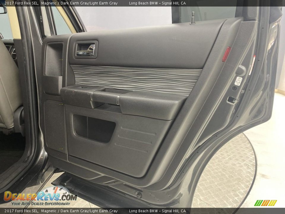 Door Panel of 2017 Ford Flex SEL Photo #33