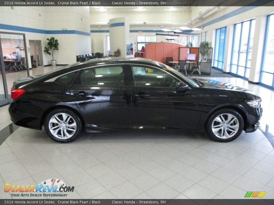 2019 Honda Accord LX Sedan Crystal Black Pearl / Black Photo #4