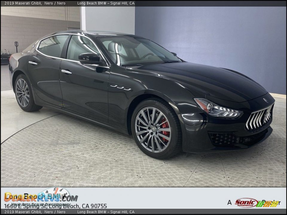 2019 Maserati Ghibli Nero / Nero Photo #1