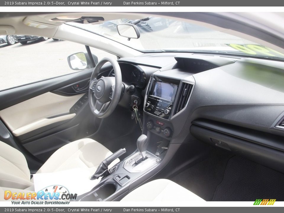 2019 Subaru Impreza 2.0i 5-Door Crystal White Pearl / Ivory Photo #15