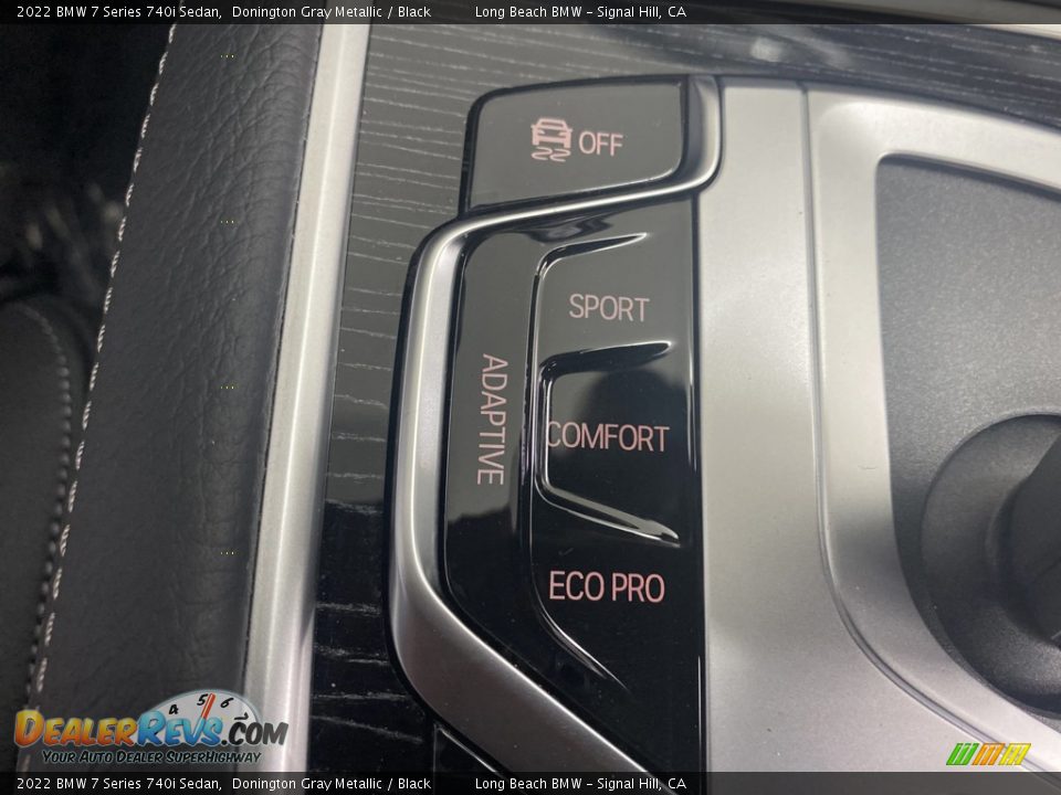 Controls of 2022 BMW 7 Series 740i Sedan Photo #22
