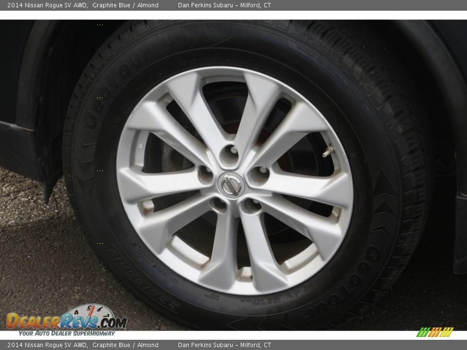 2014 Nissan Rogue SV AWD Graphite Blue / Almond Photo #18