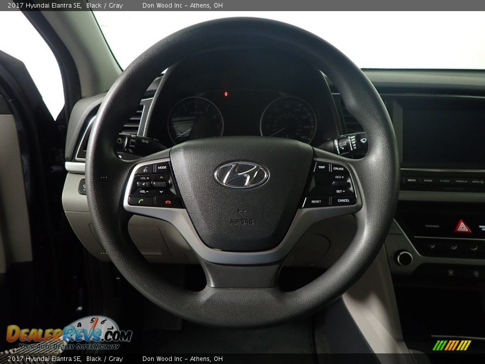 2017 Hyundai Elantra SE Black / Gray Photo #27
