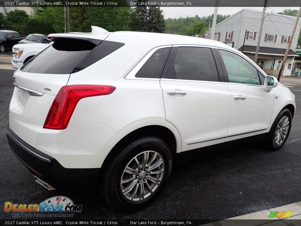 2017 Cadillac XT5 Luxury AWD Crystal White Tricoat / Cirrus Photo #6