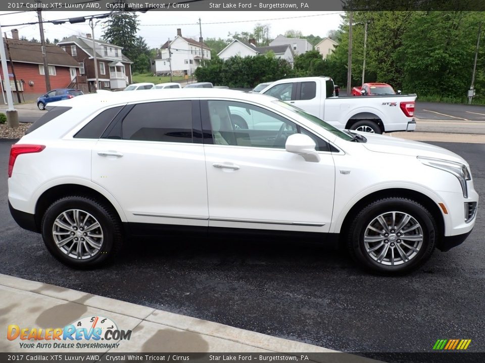 2017 Cadillac XT5 Luxury AWD Crystal White Tricoat / Cirrus Photo #7