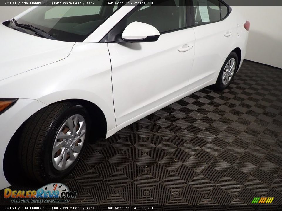 2018 Hyundai Elantra SE Quartz White Pearl / Black Photo #10