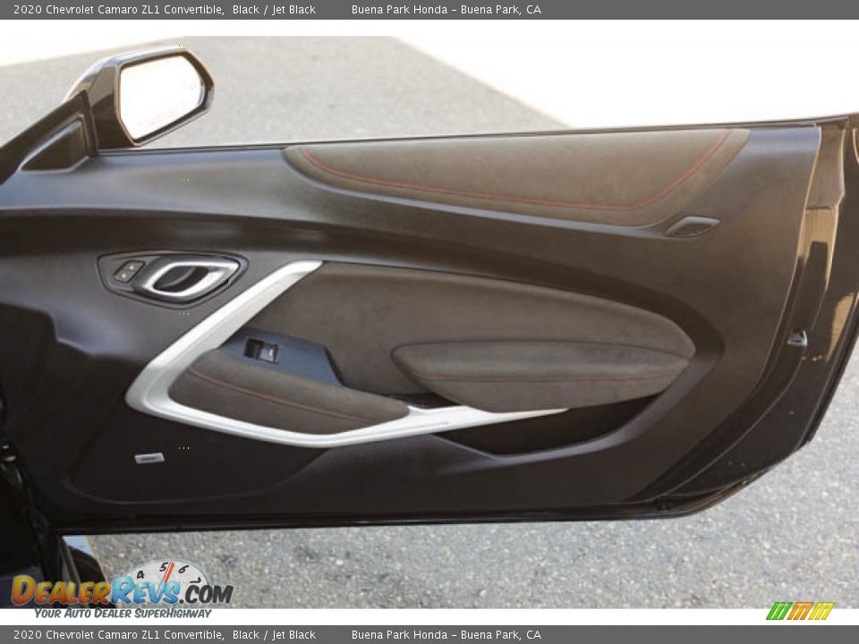 Door Panel of 2020 Chevrolet Camaro ZL1 Convertible Photo #34