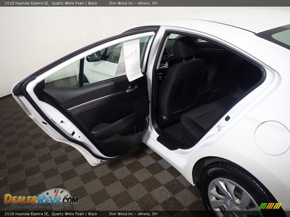 2018 Hyundai Elantra SE Quartz White Pearl / Black Photo #33