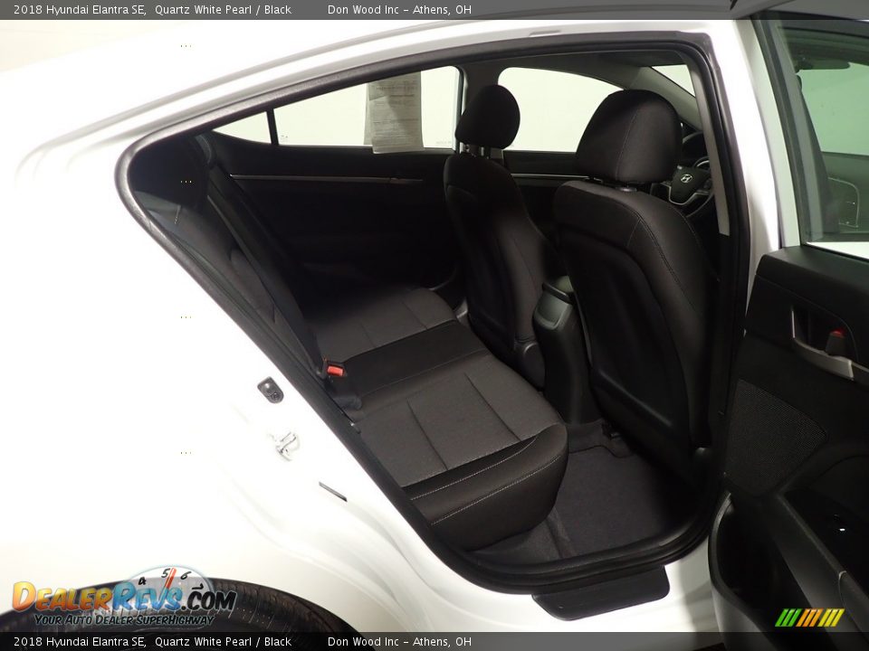 2018 Hyundai Elantra SE Quartz White Pearl / Black Photo #36