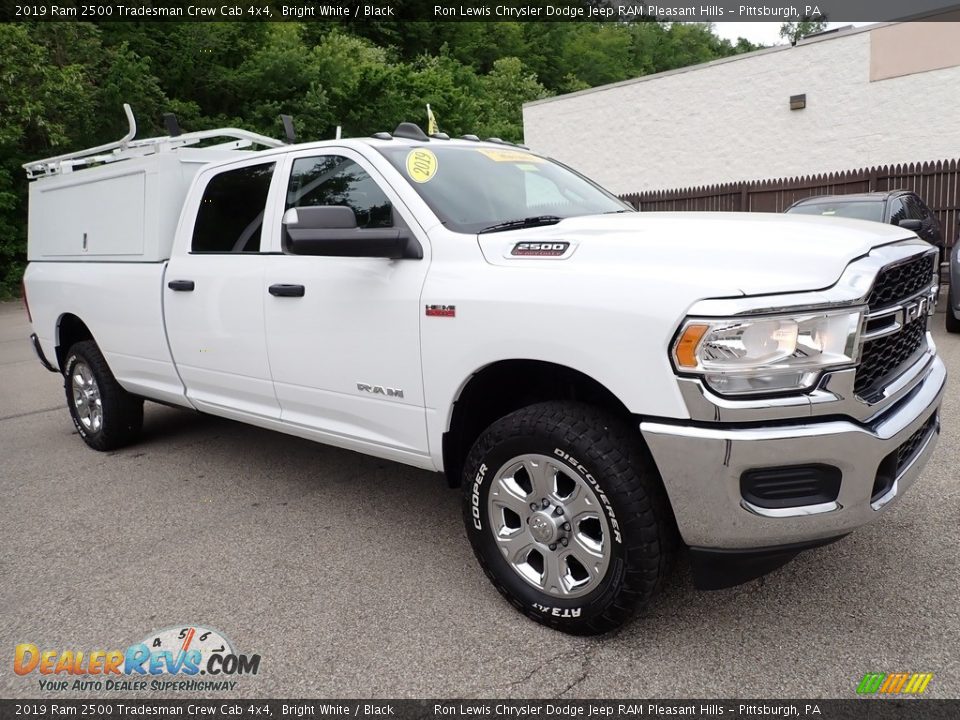 2019 Ram 2500 Tradesman Crew Cab 4x4 Bright White / Black Photo #9