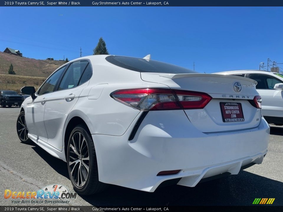 2019 Toyota Camry SE Super White / Black Photo #5