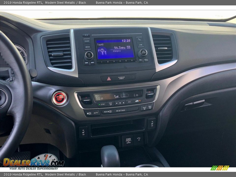 2019 Honda Ridgeline RTL Modern Steel Metallic / Black Photo #7