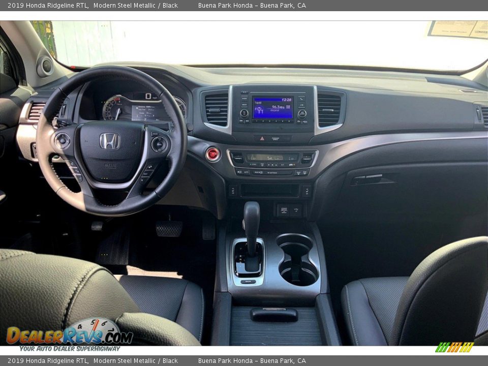 Dashboard of 2019 Honda Ridgeline RTL Photo #17