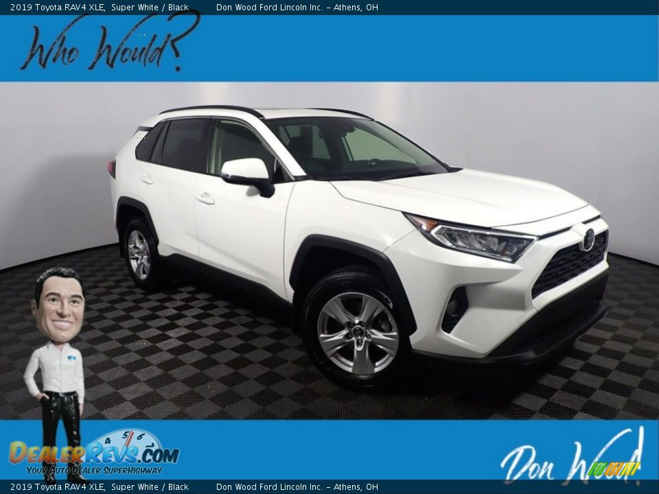 2019 Toyota RAV4 XLE Super White / Black Photo #1