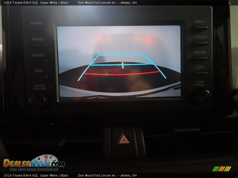 2019 Toyota RAV4 XLE Super White / Black Photo #2