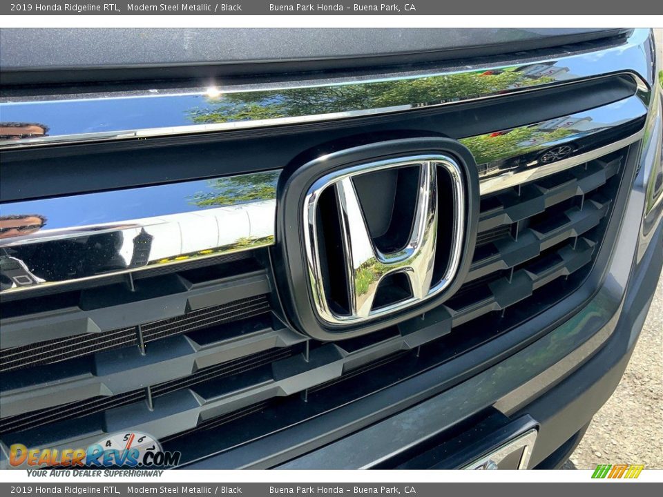 2019 Honda Ridgeline RTL Modern Steel Metallic / Black Photo #32