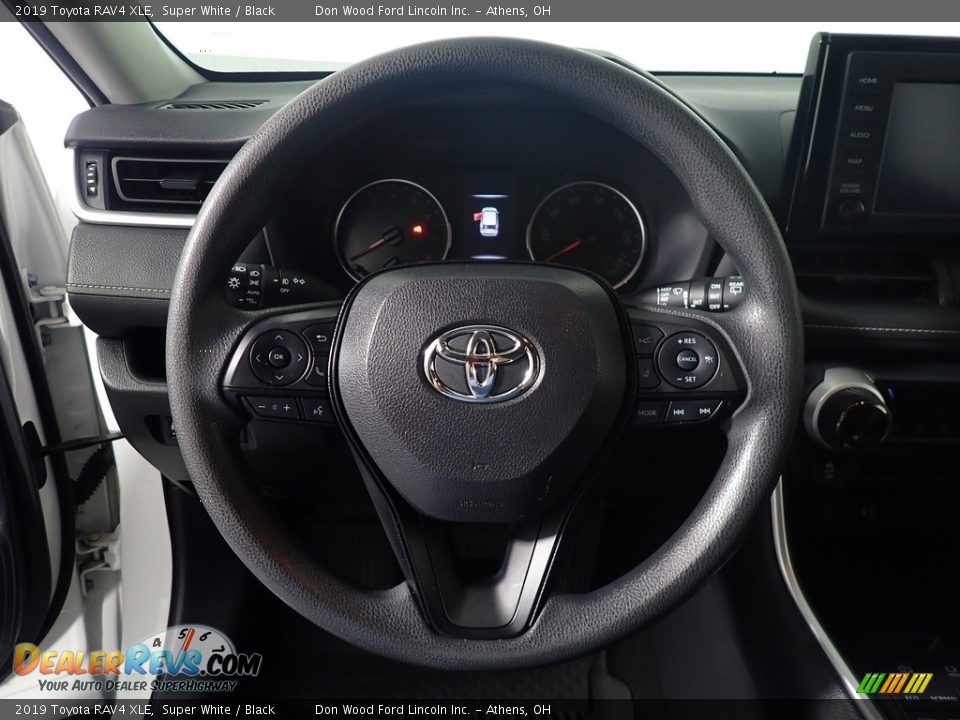 2019 Toyota RAV4 XLE Super White / Black Photo #27
