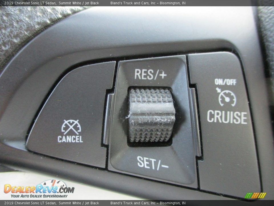 2019 Chevrolet Sonic LT Sedan Steering Wheel Photo #15