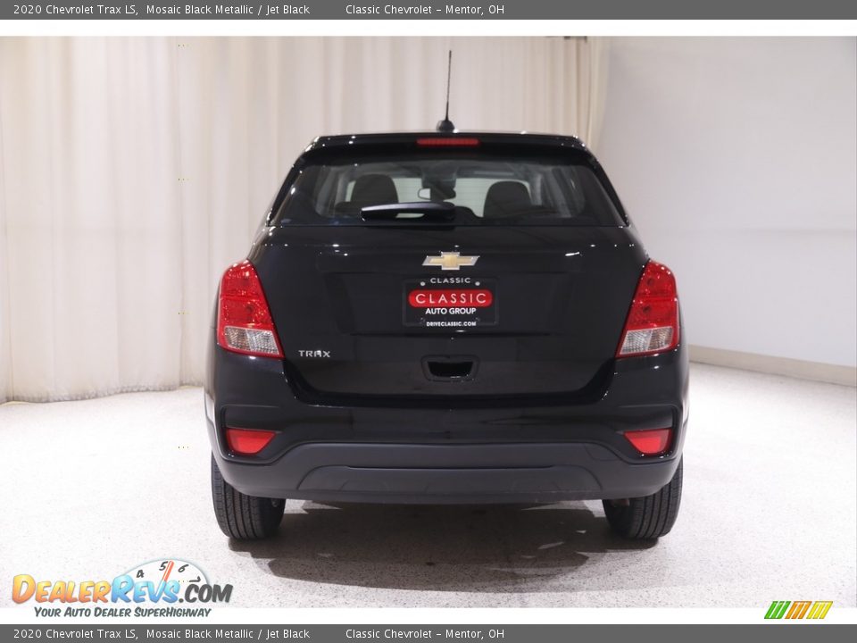 2020 Chevrolet Trax LS Mosaic Black Metallic / Jet Black Photo #18