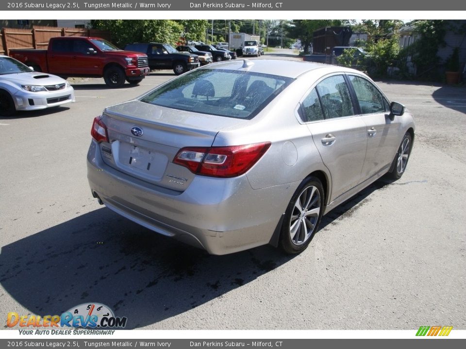 2016 Subaru Legacy 2.5i Tungsten Metallic / Warm Ivory Photo #5