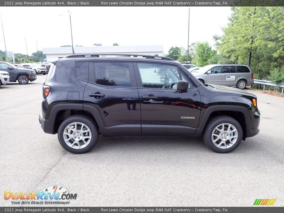 2022 Jeep Renegade Latitude 4x4 Black / Black Photo #6