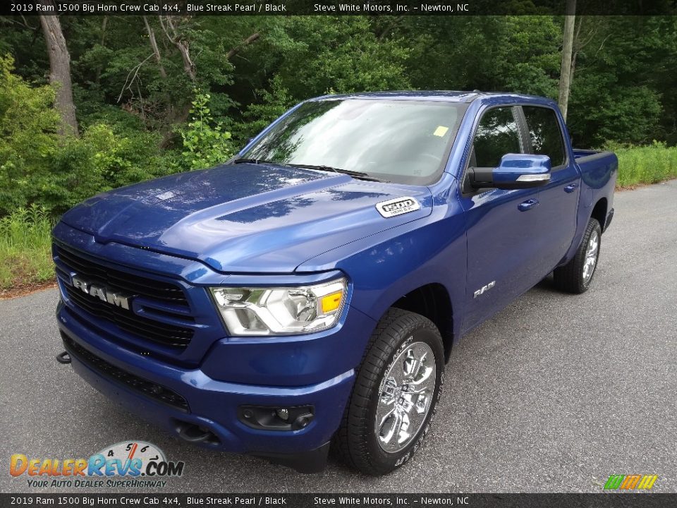 2019 Ram 1500 Big Horn Crew Cab 4x4 Blue Streak Pearl / Black Photo #3