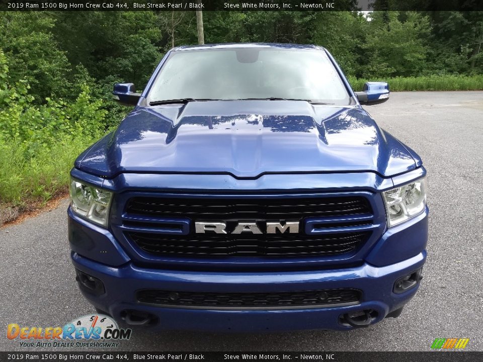 2019 Ram 1500 Big Horn Crew Cab 4x4 Blue Streak Pearl / Black Photo #4
