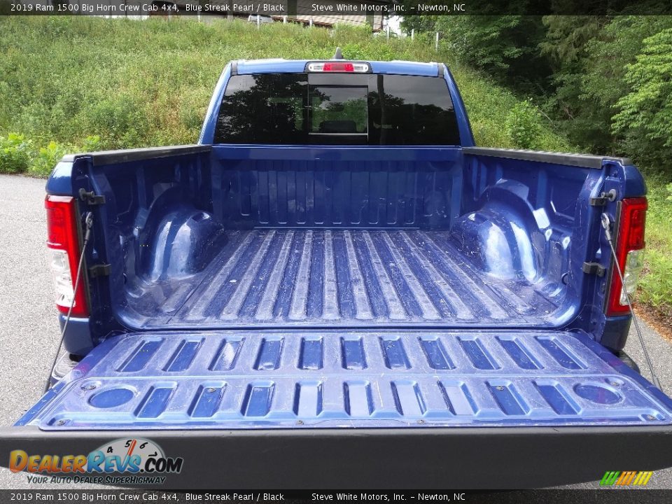 2019 Ram 1500 Big Horn Crew Cab 4x4 Blue Streak Pearl / Black Photo #9