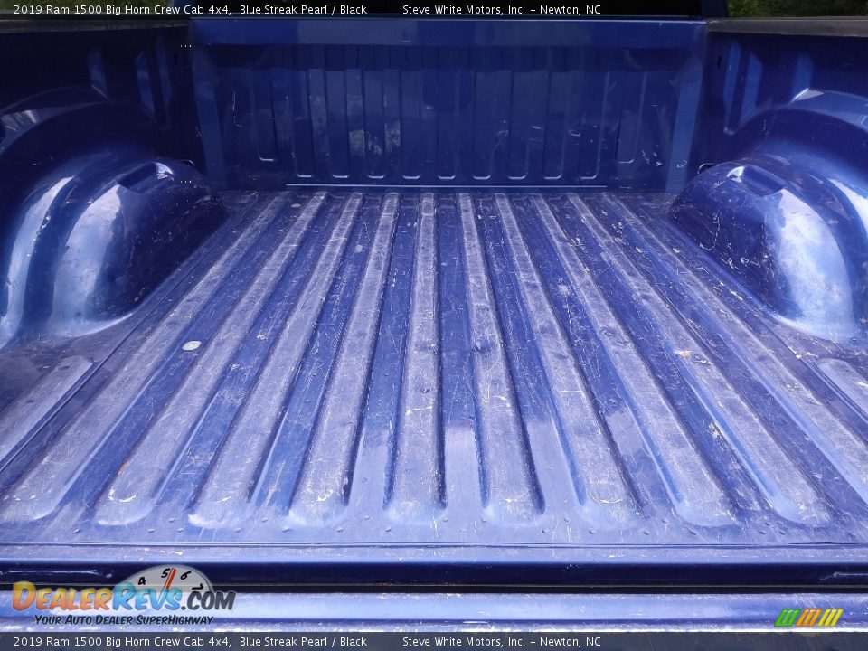 2019 Ram 1500 Big Horn Crew Cab 4x4 Blue Streak Pearl / Black Photo #10