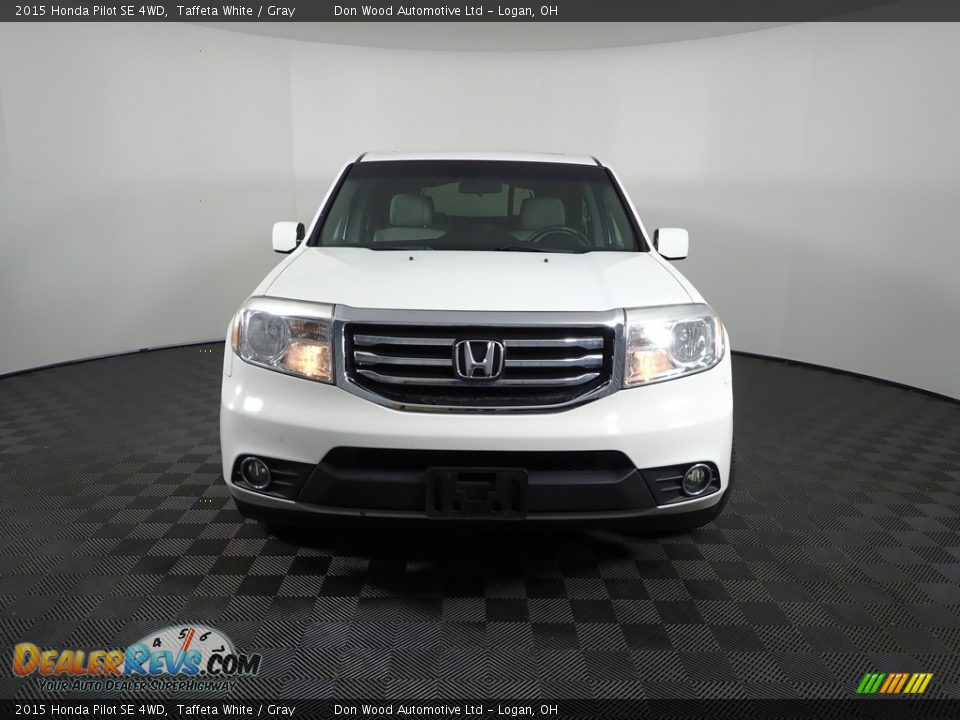 2015 Honda Pilot SE 4WD Taffeta White / Gray Photo #5