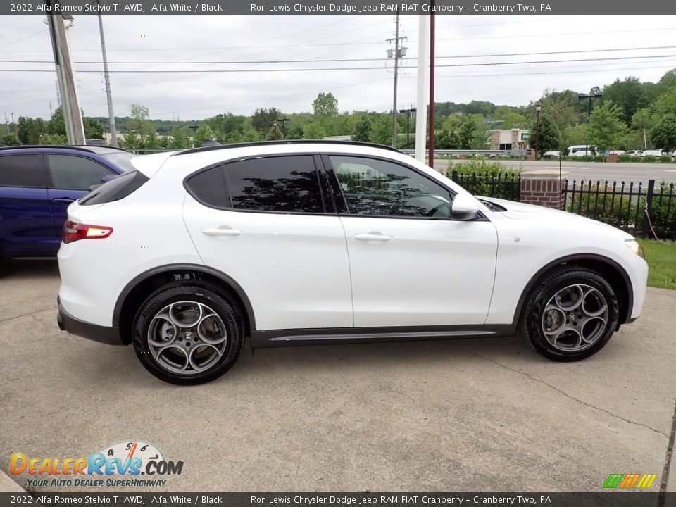 Alfa White 2022 Alfa Romeo Stelvio Ti AWD Photo #6