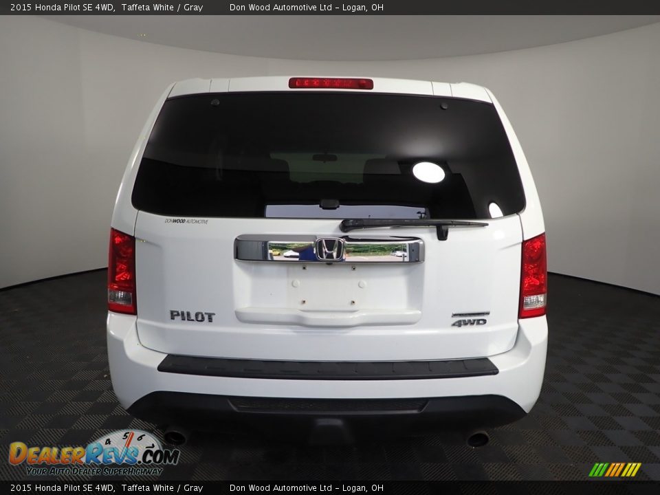 2015 Honda Pilot SE 4WD Taffeta White / Gray Photo #9