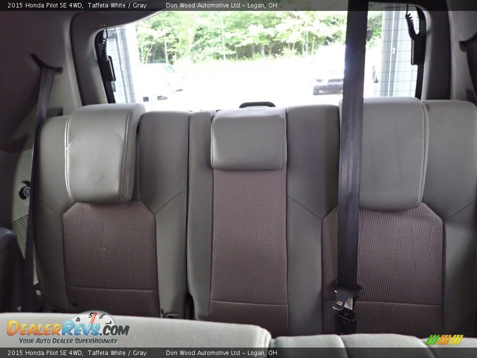 2015 Honda Pilot SE 4WD Taffeta White / Gray Photo #30