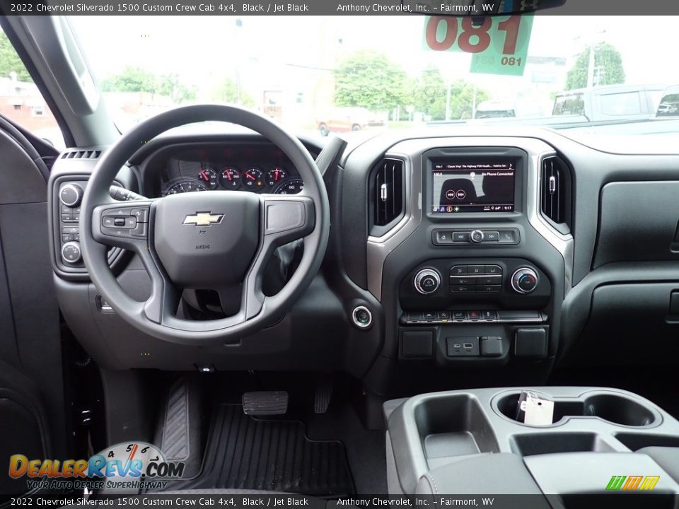 Dashboard of 2022 Chevrolet Silverado 1500 Custom Crew Cab 4x4 Photo #12