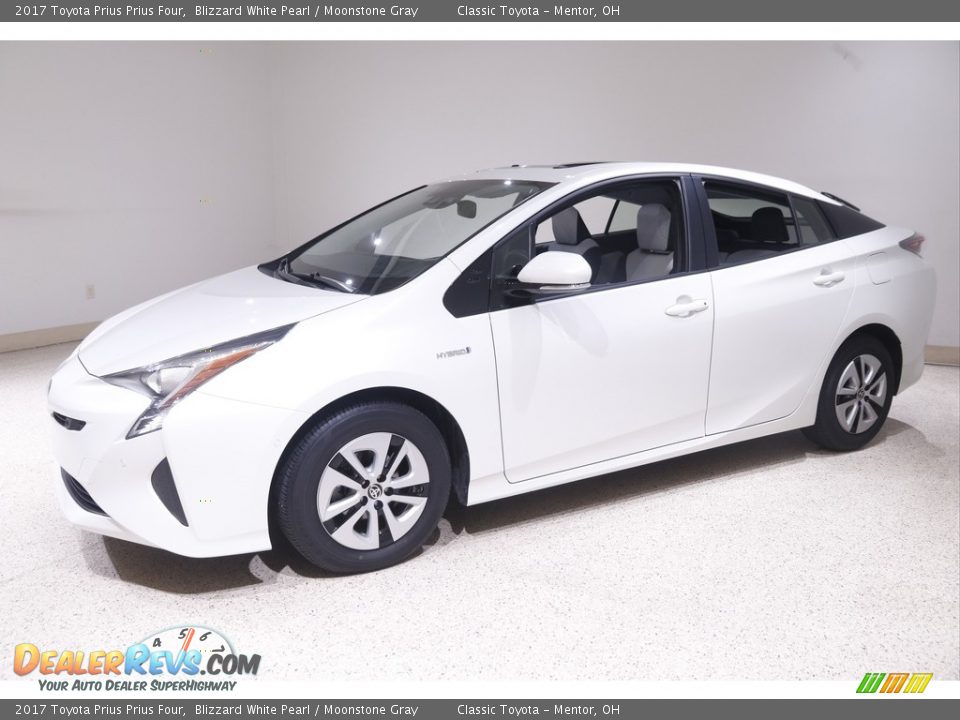 2017 Toyota Prius Prius Four Blizzard White Pearl / Moonstone Gray Photo #3