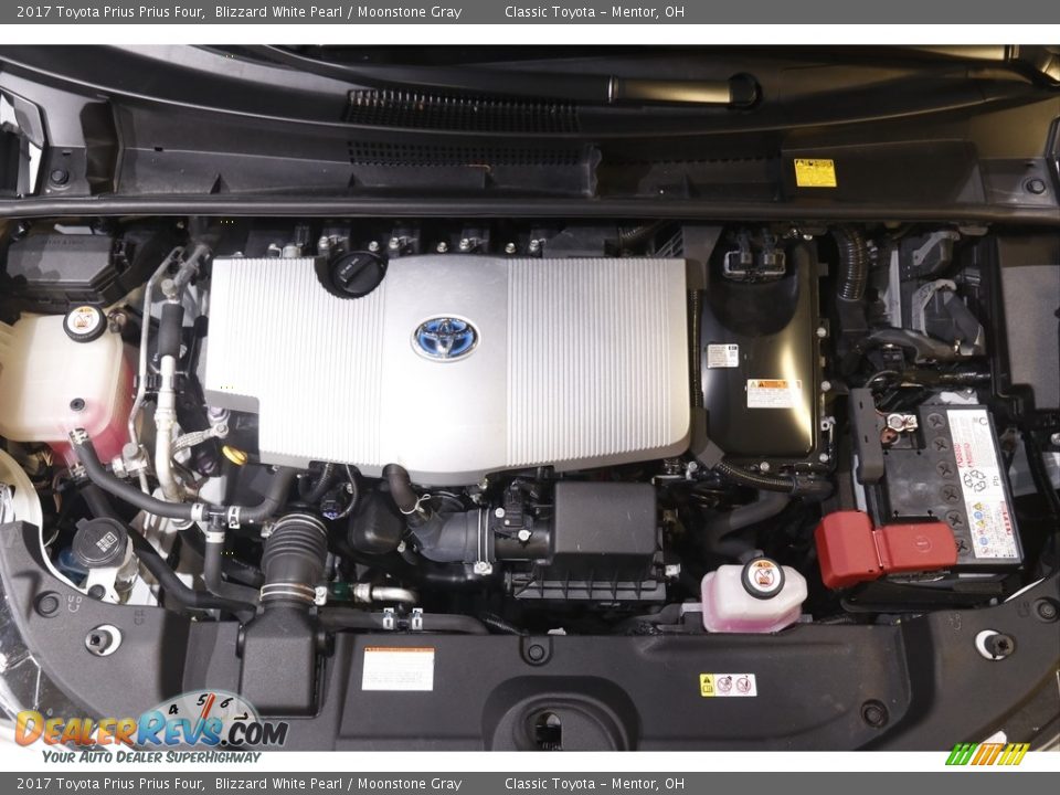 2017 Toyota Prius Prius Four Blizzard White Pearl / Moonstone Gray Photo #20